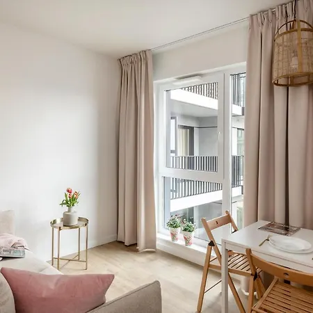 Shortstaypoland Jagiellonska Warsaw Exterior photo
